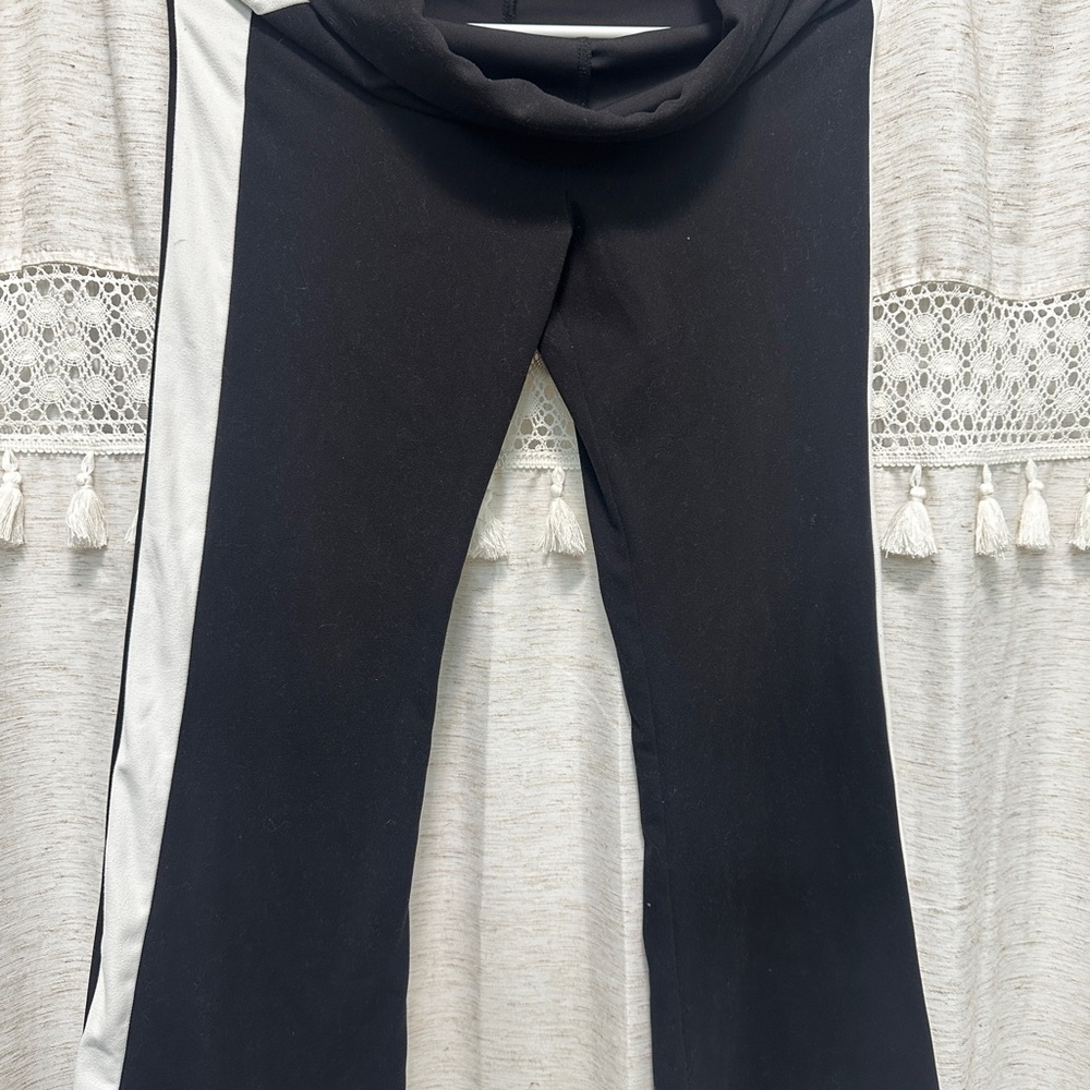 Art Class Black and White Leggings